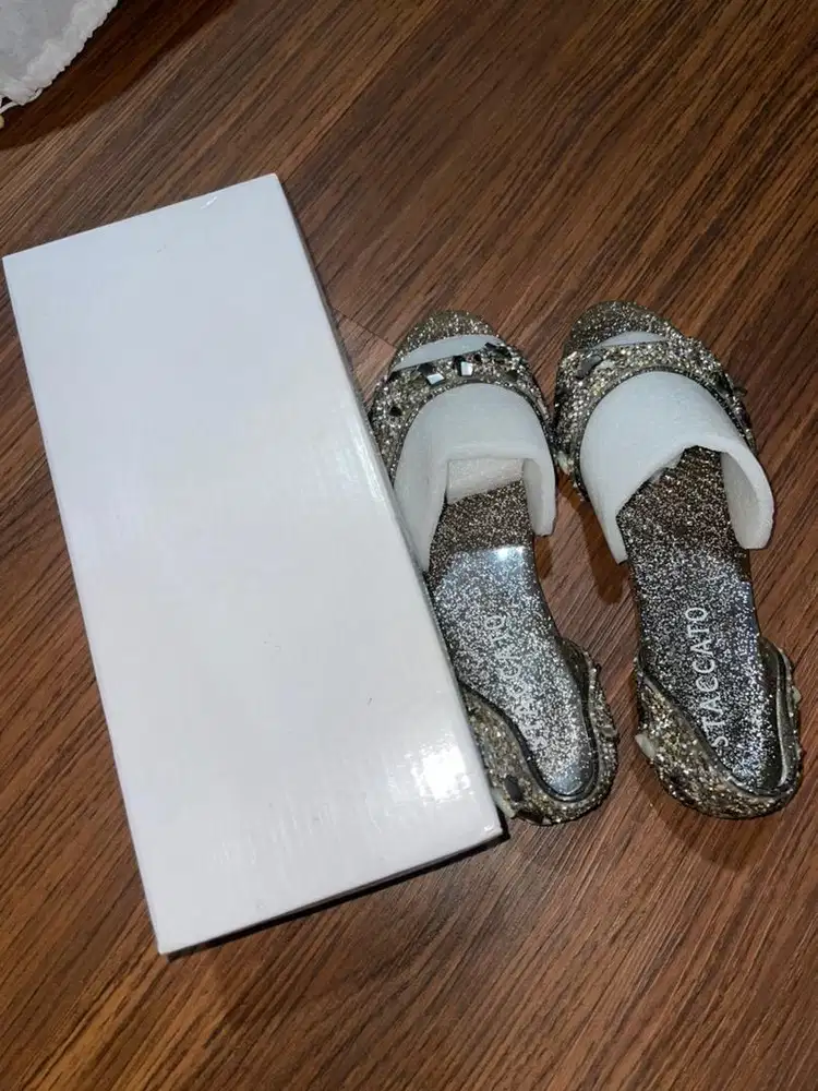 Flatshoes by Staccato