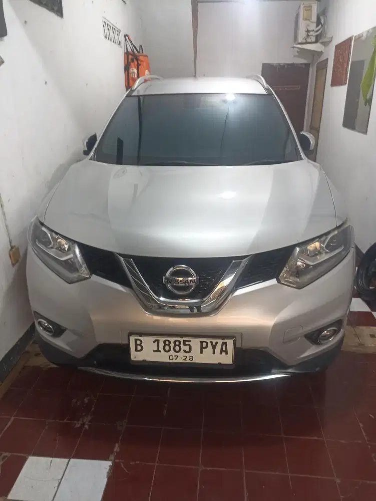 Nissan X-Trail 2015 Bensin