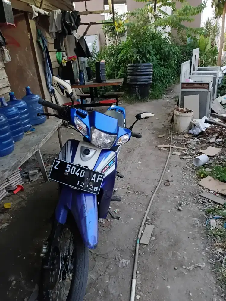 Posh ulang vega r 2004