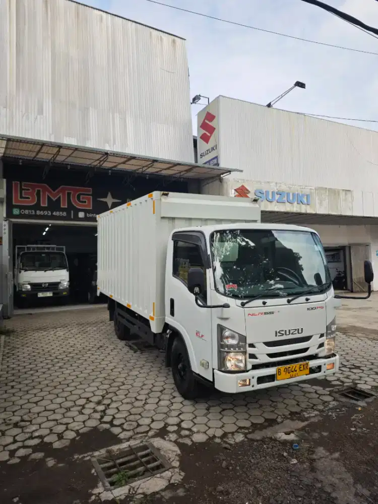 Truck BOX Isuzu NLR55 LX 2019