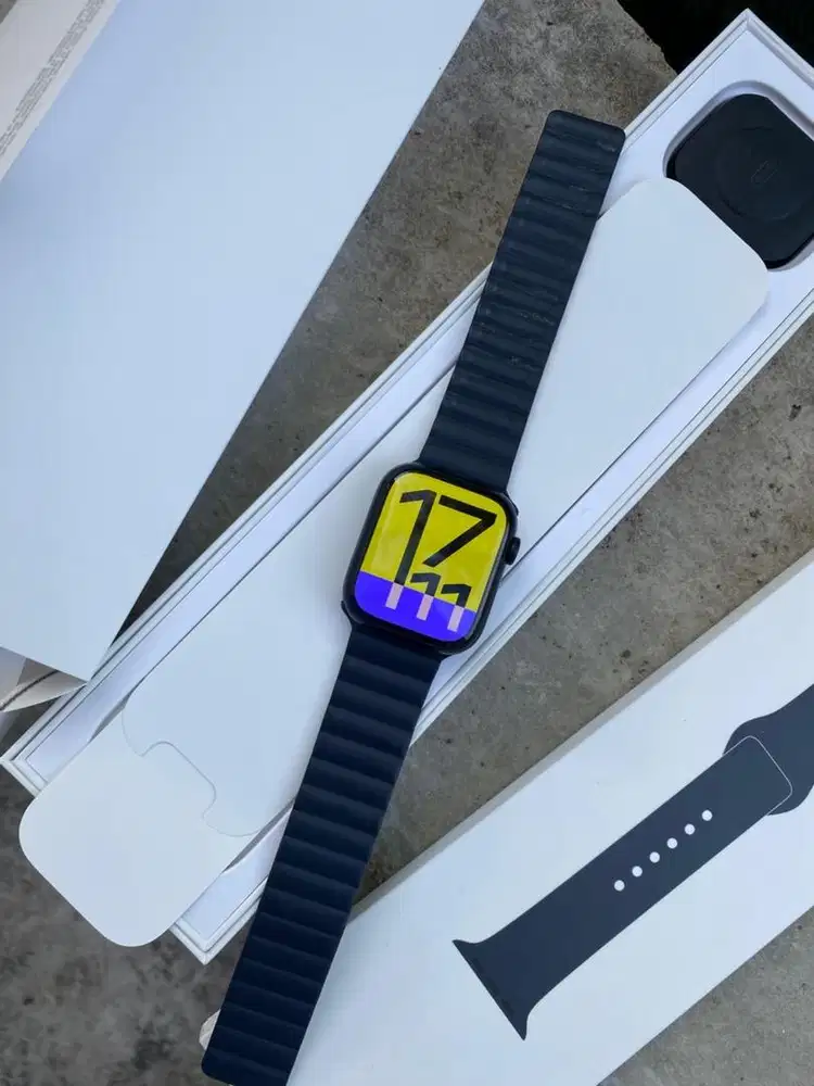 Dijual Apple watch series 7 45MM Lengkap Original