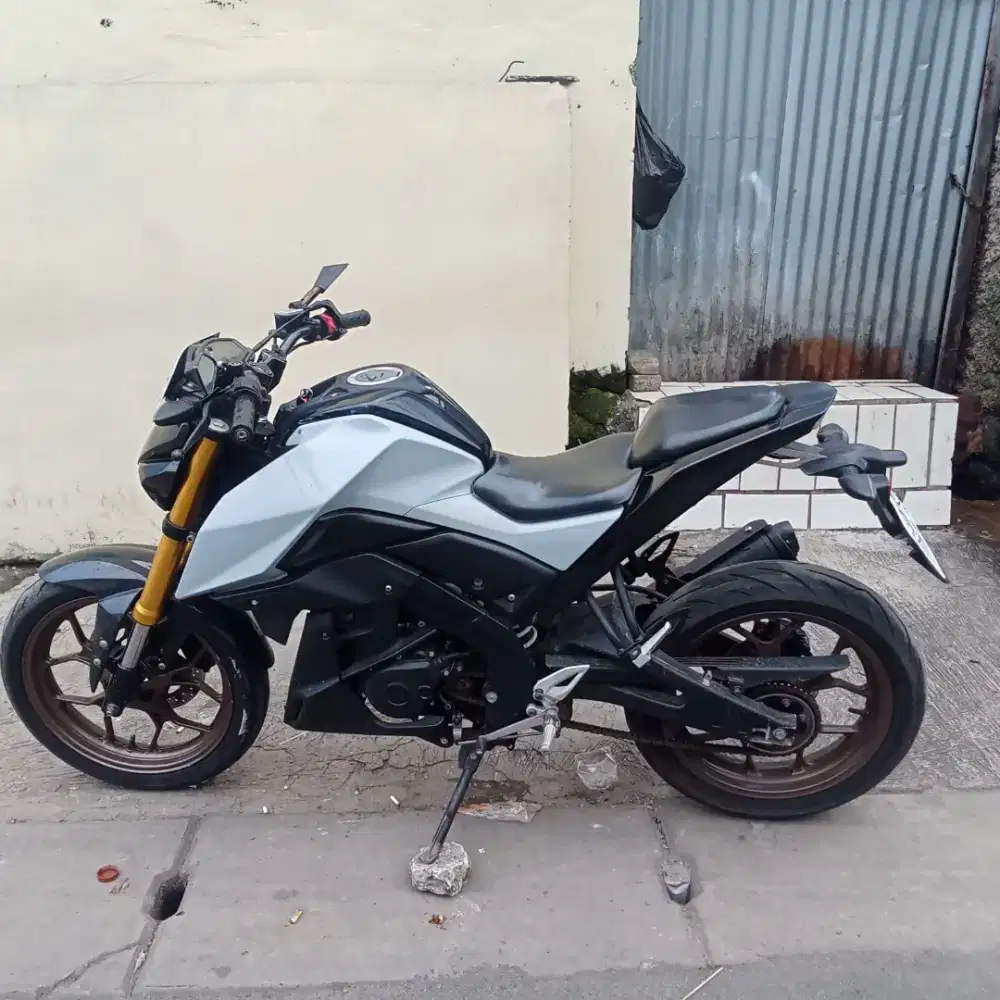 Dijual cepat motor xsabre Thun 2016 PJK off mesin adem hrga 10 JT nego