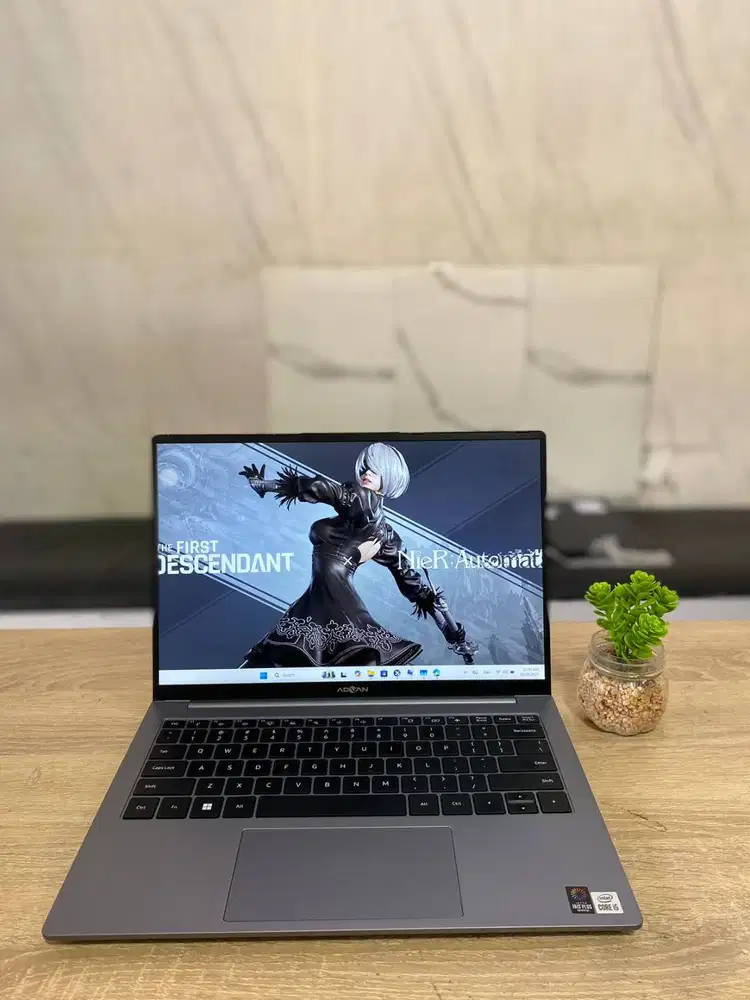 ADVAN WORK PLUS 1701	INTEL CORE I5-103527 RAM 8 GB SSD 256 GB INTEL IR