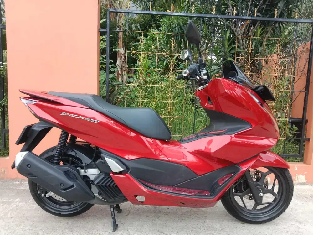 Honda PCX 160 th 2024 Bisa cash atau kredit ya
