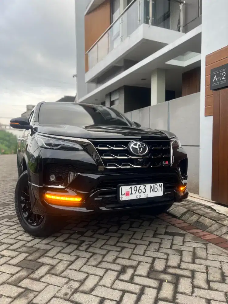 CAT 100% FULL ORI | FORTUNER VRZ 2.8 GR SPORT 4x2 AT SUPERRR