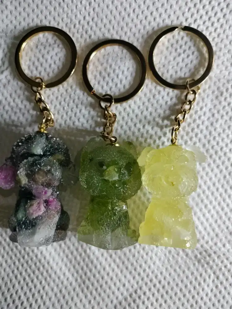 Gantungan Dog Kristal