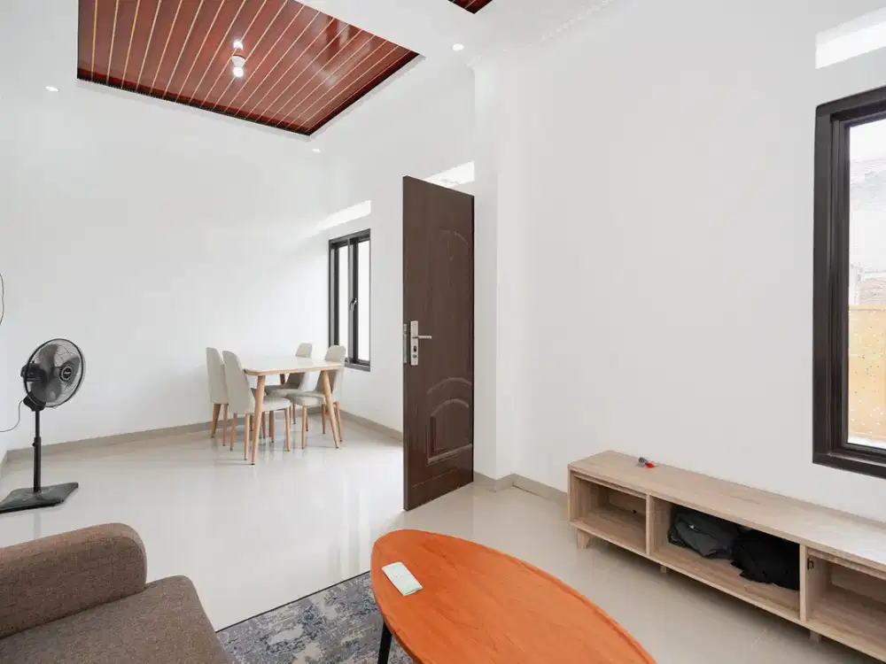 Rumah 2 Lt Minimalis 12 Menit ke Cibinong City Mall Siap Huni J-37681