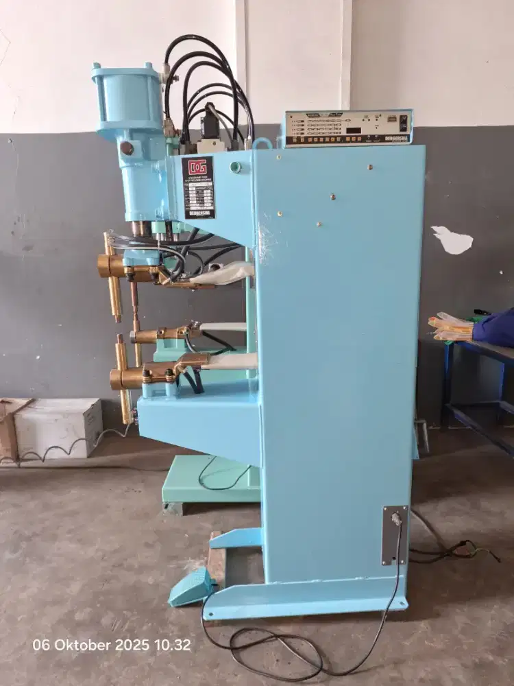 MESIN LAS TITIK/SPOT WELDING 50KVA MERK DEGENSA