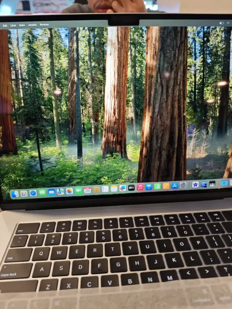 Jual Macbook Air M4 16/256GB