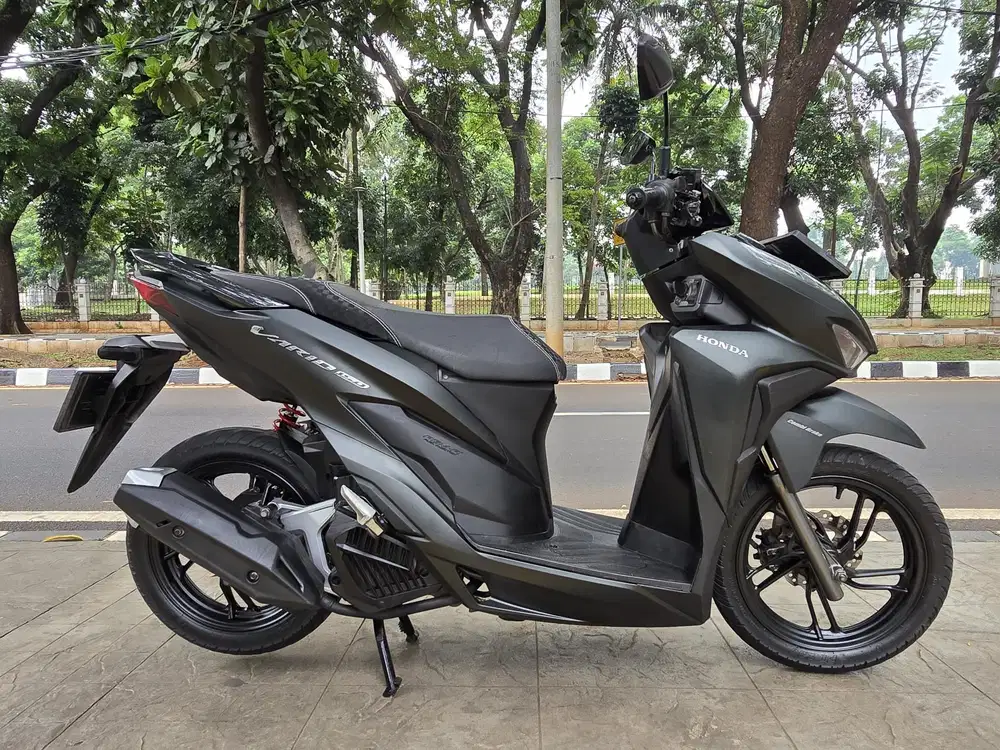 DIJUAL CASH NEW HONDA VARIO 150 KEYLLES THN 2018 PAJAK IDUP SIAP PAKAI