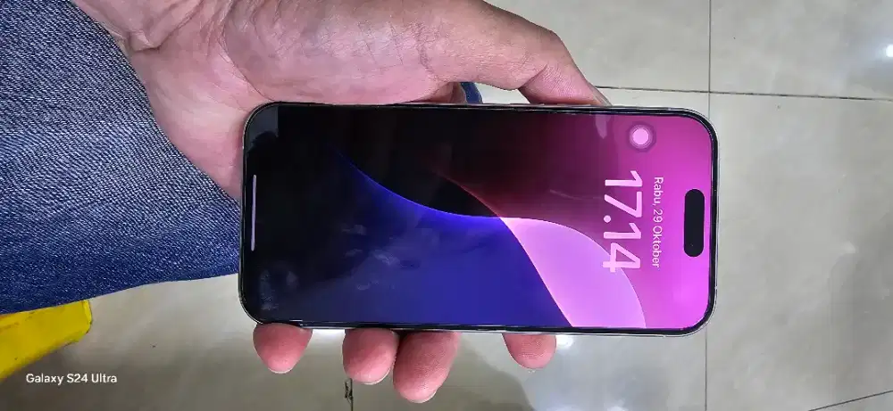 Iphone 15 pro 256gb resmi ibox second mulus komplit