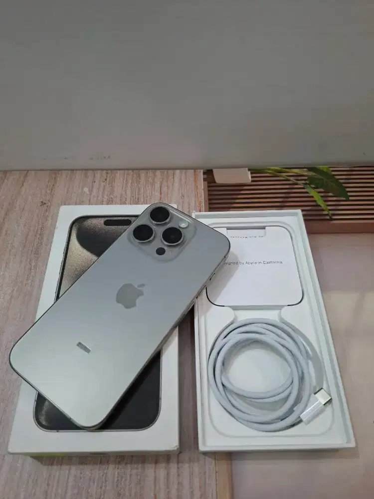 Iphone 15 pro 256gb natural ibox