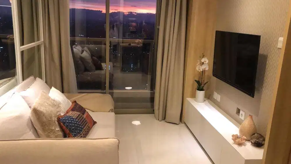 Apartemen 1 BR Connect To Mall Taman Anggrek, Siap Huni