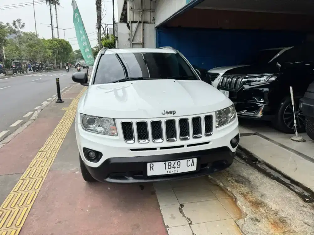 Jeep compas th 2012 ATkm 58rb tangan pertama dari baru