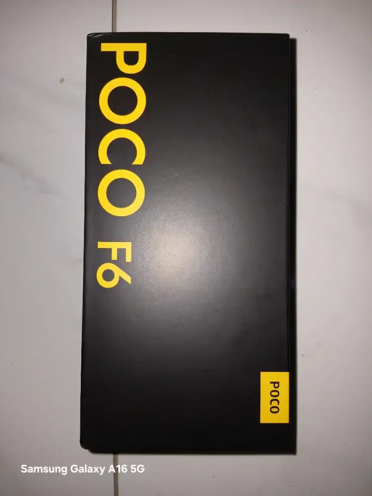 Xiaomi Poco F6 12/512