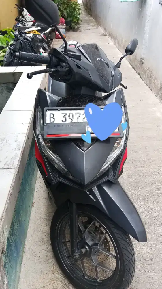 VARIO LED 125 THN.2015