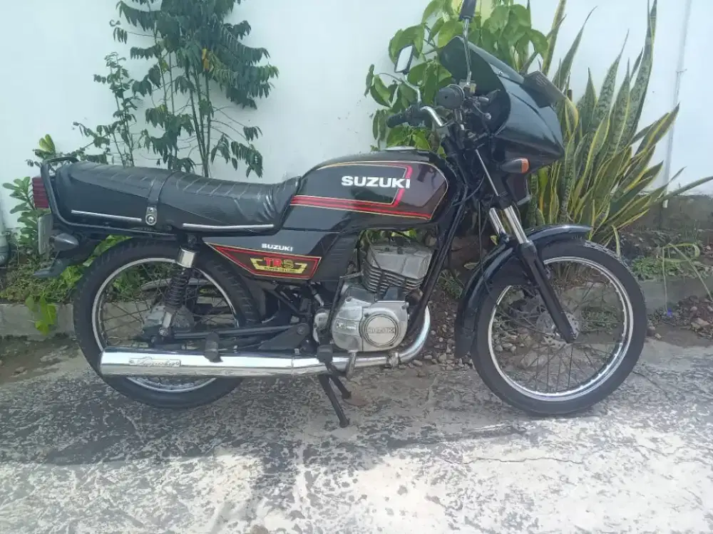 Motor Suzuki trs 2 tak pajak hidup tahun 1993