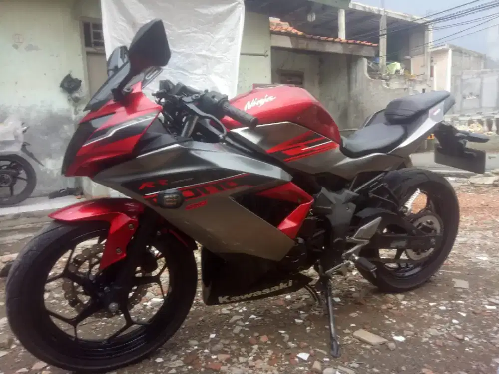 Kawasaki ninja 250 jual cepat