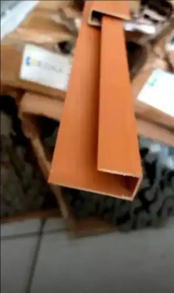 Bismilah jual Lis tutup PVC ukuran 4meter