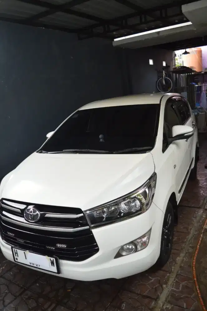 Toyota Innova reborn type G/ AT bensin tahun 2016 warna putih