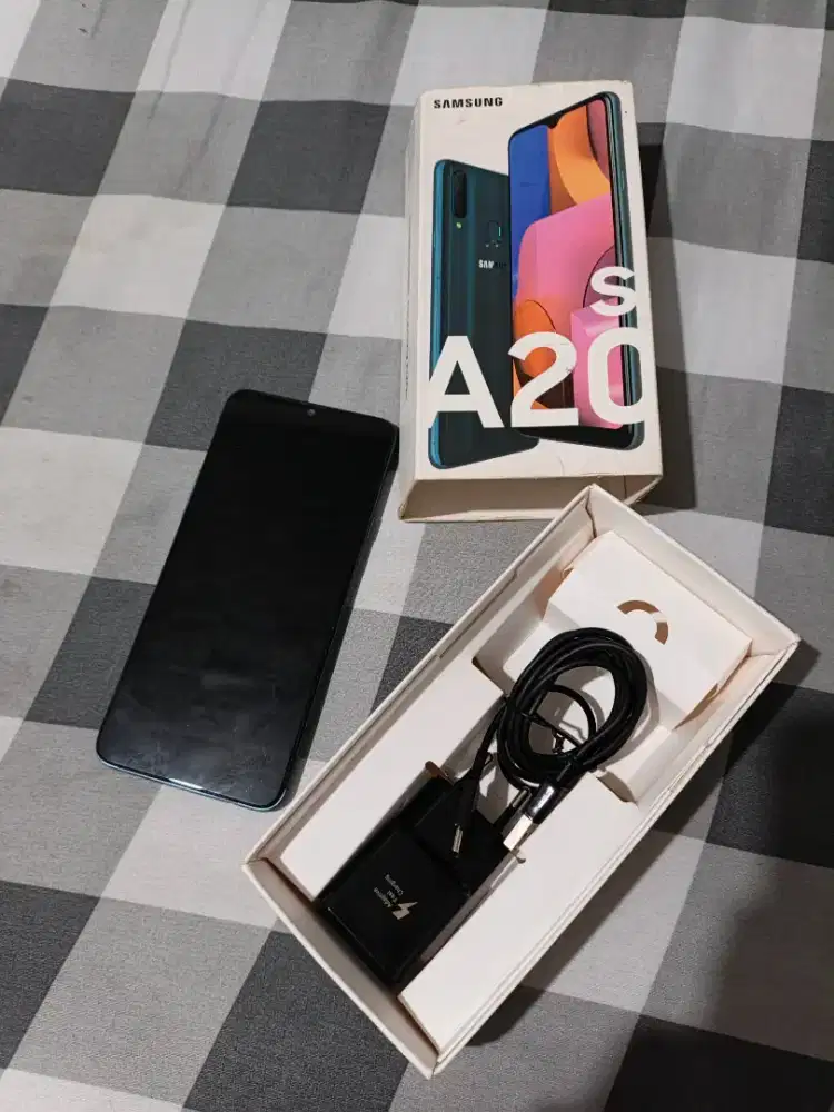 Samsung galaxy A20S ram 3gb Rom 32gb