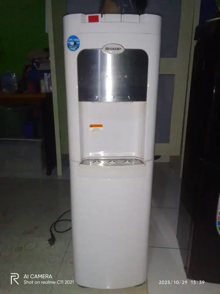 Dispenser Sharp galon bawah