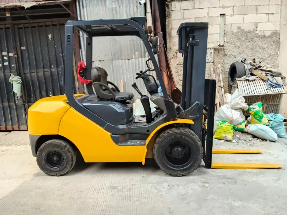 Forklif Komatsu 3 ton