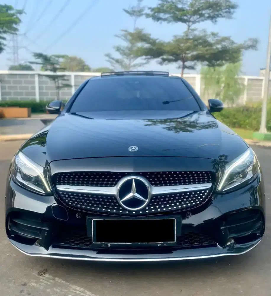 MURAH. Mercedes Benz C300 AMG 2020 w205 eq boost 2019 c200