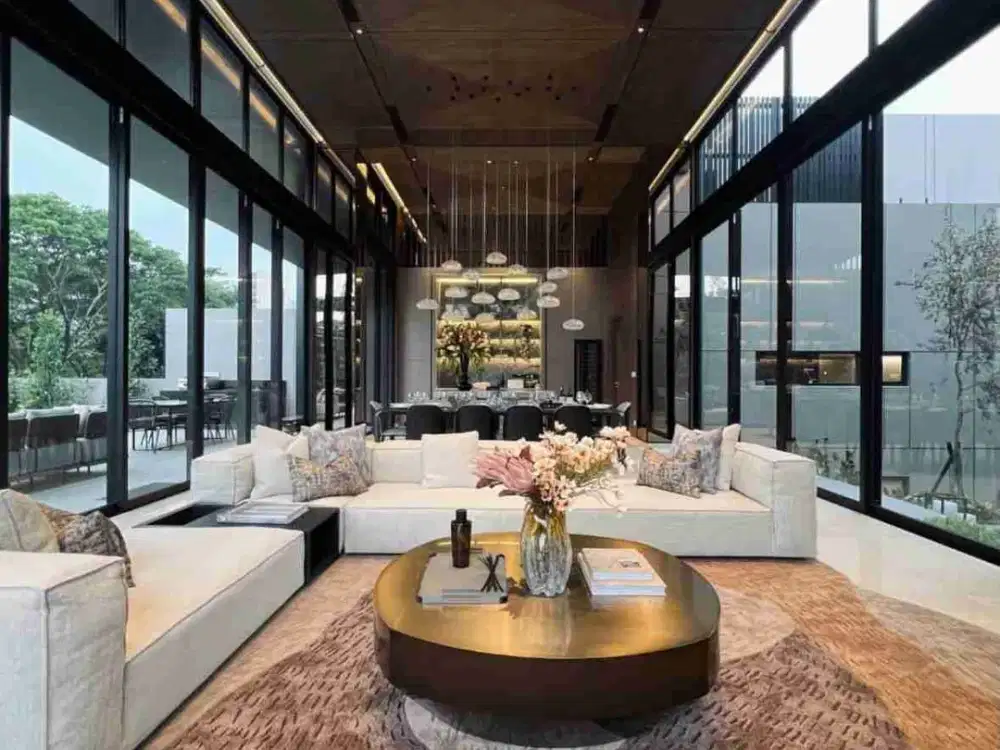 RUMAH 3 LANTAI LUAS 750M 5+1 KAMAR LIFT NAVAPARK BSD CITY