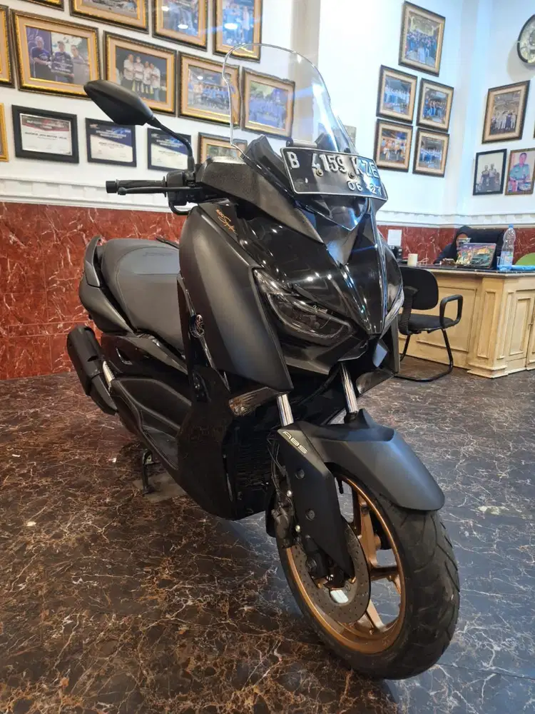 Hub ima dp murah , xmax Old 2022 Like New Km rendah . Kredit mudah