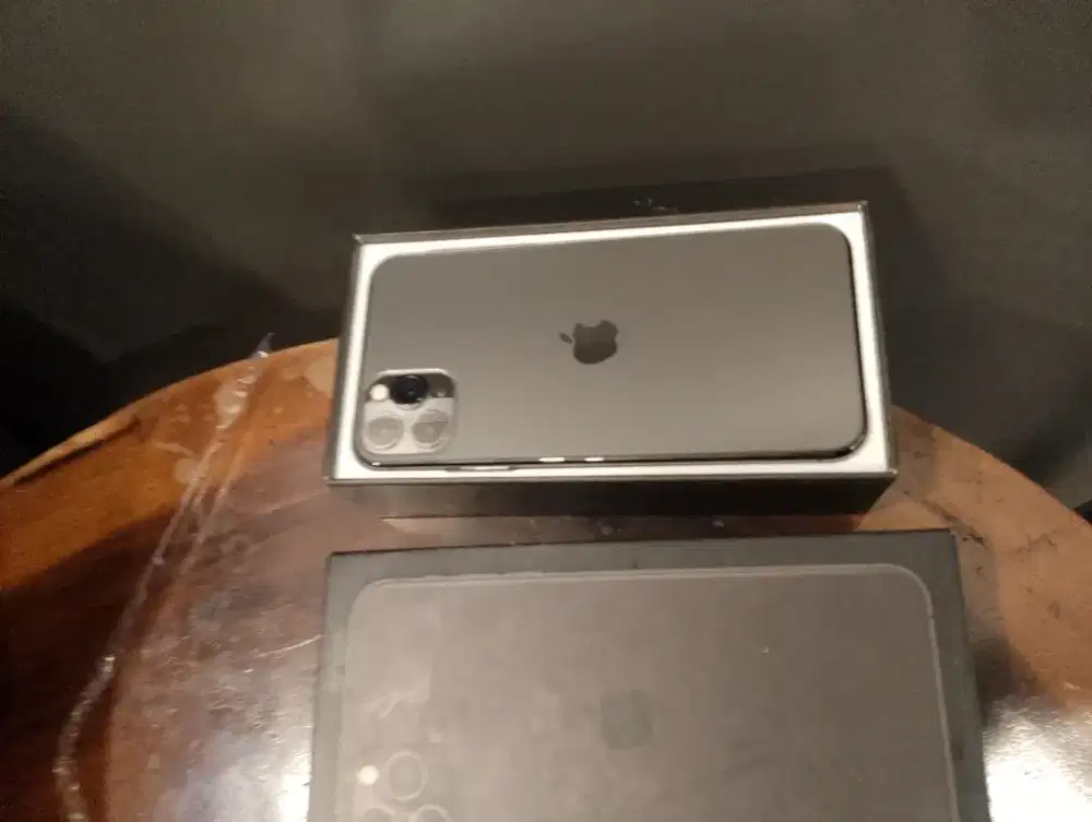 Iphone 11 pro max 256gb sebagian apple