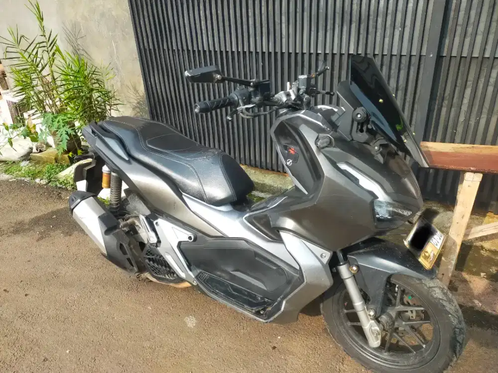 DI JUAL MOTOR MATIC ADV 150