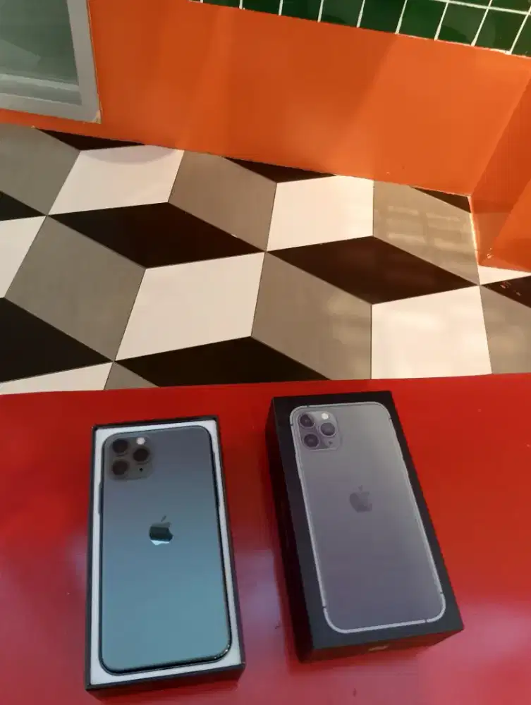 Iphone 11 pro max 256gb halah apple baru