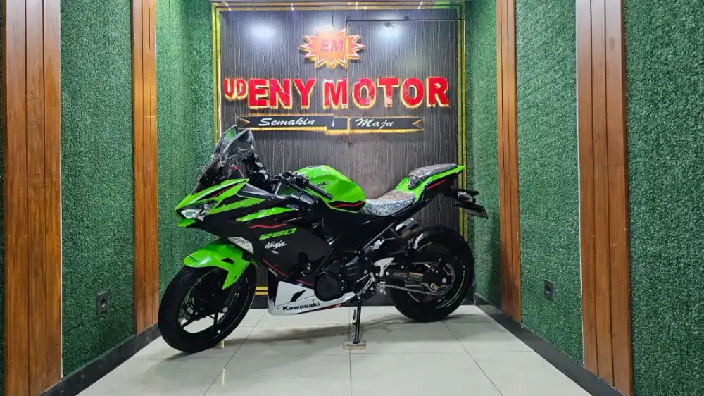 UD ENY MOTOR- KAWASAKI NINJA 250 KRT TAHUN 2022