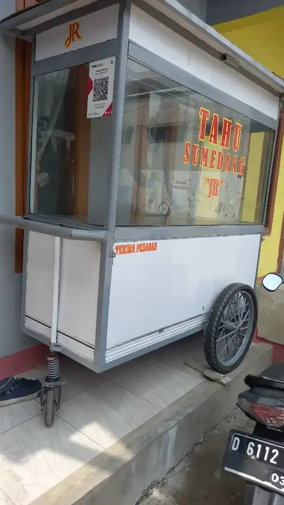 Gerobak ukuran P150cm ,L 60cm