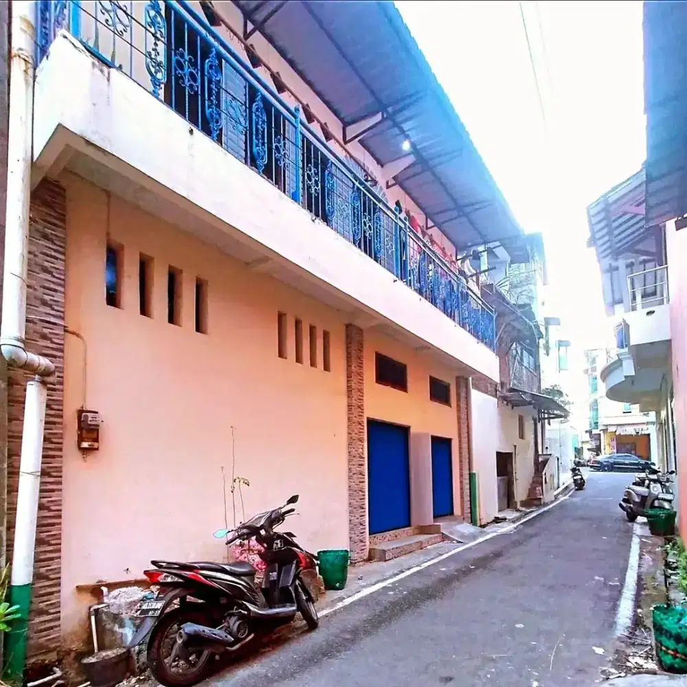 Kos aktip full isi utara kampus UNS Jebres Solo