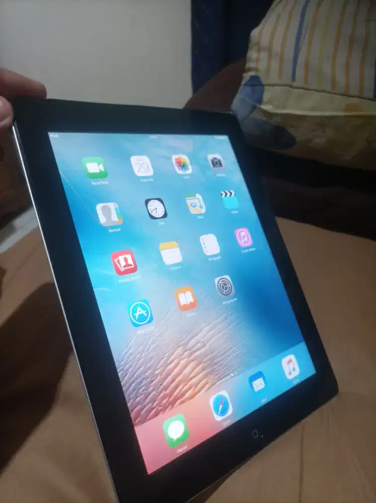Jual tablet Apple 2 bekas