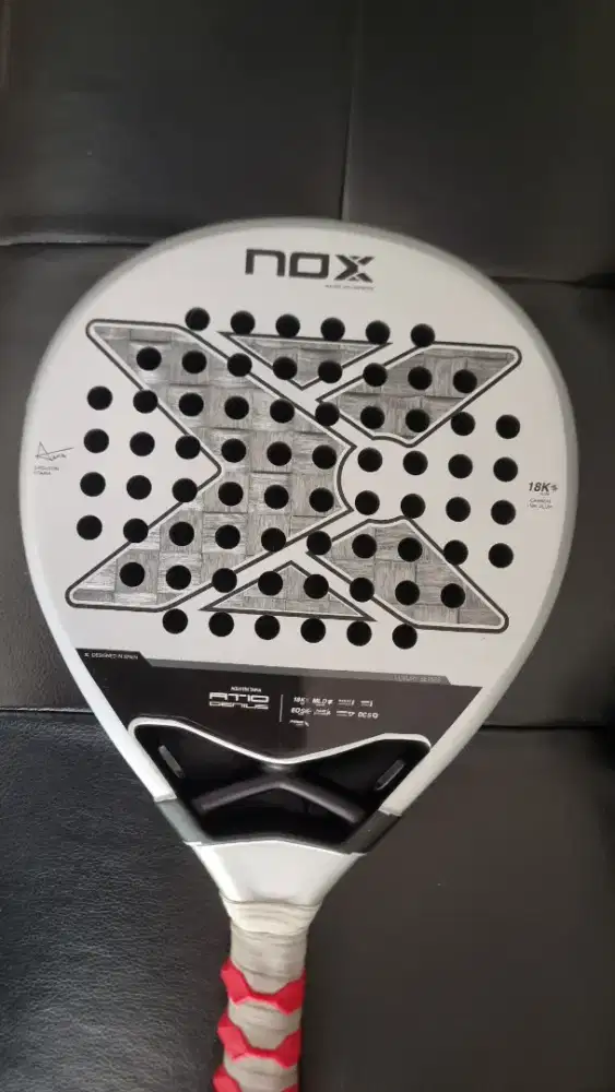 Nox AT 10 Carbon 18K Alum original padel raket padel