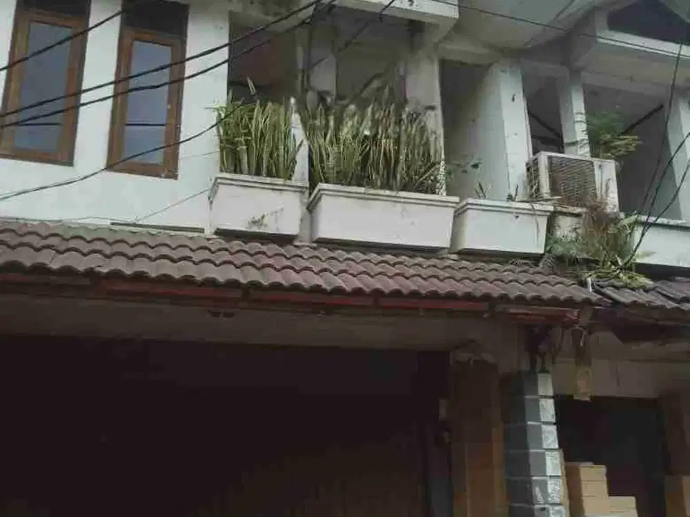 Disewakan Ruko 2 Lantai di Lokasi Perumahan Sanggar Hurip Sanggar Kencana