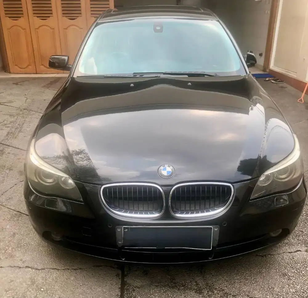 MOBIL BMW 530i E60 Tahun 2005