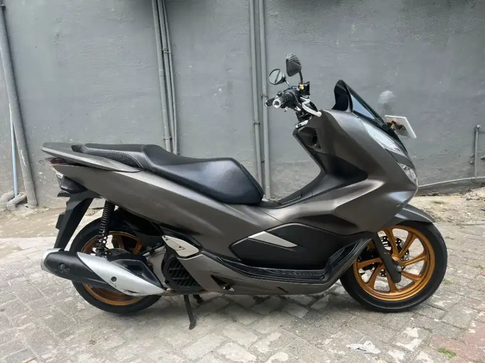 Pcx 2019 ss kumplit STNK BPKB FAKTUR