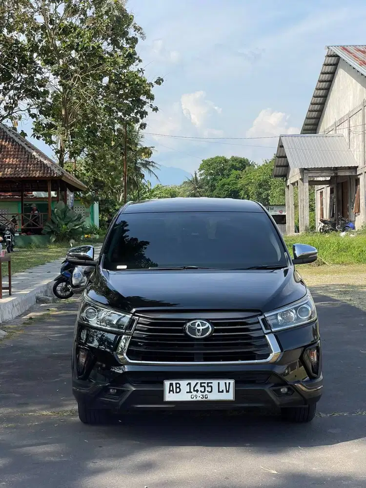 KIJANG INNOVA VENTURER 2.0
