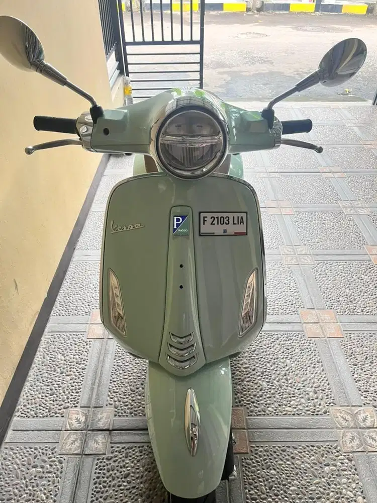 Vespa primavera 150 abs green relax