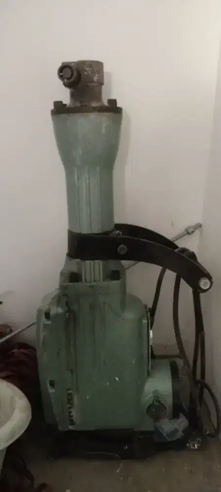 Jual jackhammer baru sekali pake kartu garansinya juga masih ada