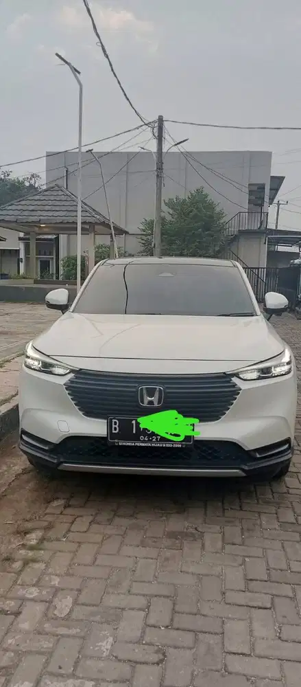 Jual HRV Th 2022 Warna Putih SE Panoramic sunroof