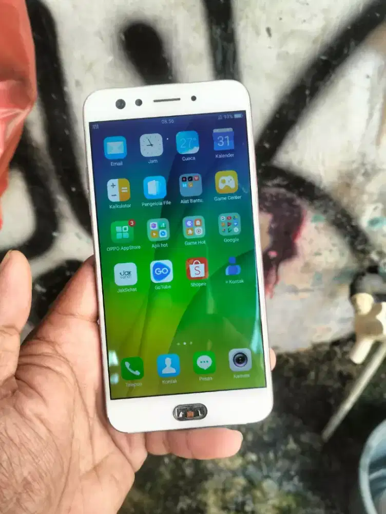Oppo f3 ram 4/64 jual butuh
