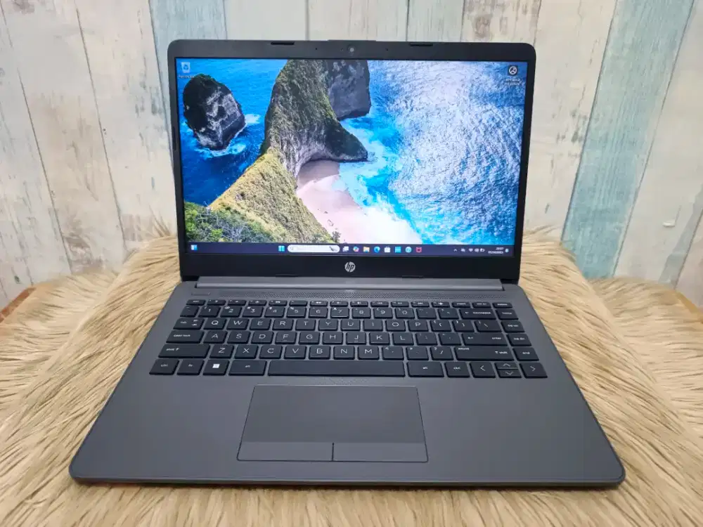 Laptop Desain Terbaru HP 245 G9 Ryzen 5 5625U Ram 8 Ssd 512