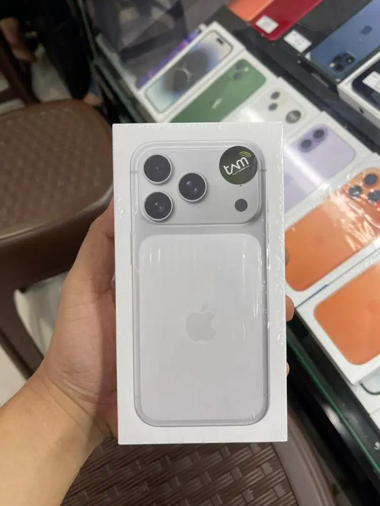 NEW IPHONE 17 PRO 256GB SILVER RESMI IBOX