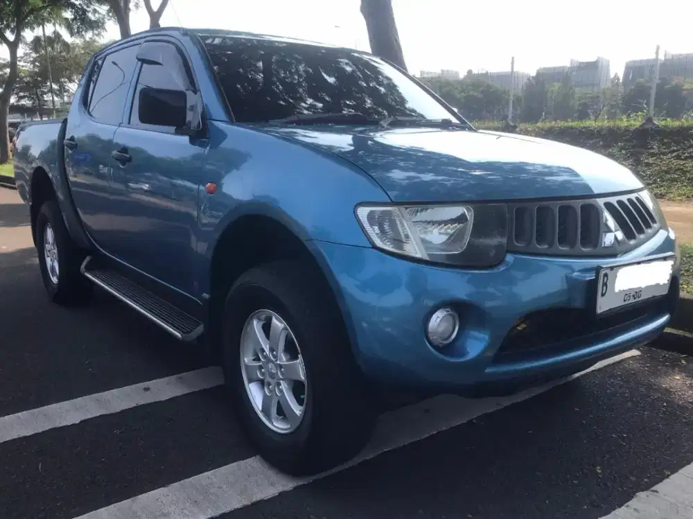 Mitsubishi Strada Triton Double Cabin 2.8