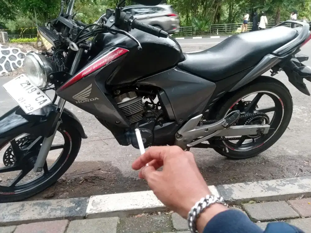 New Megapro monoshock 2012